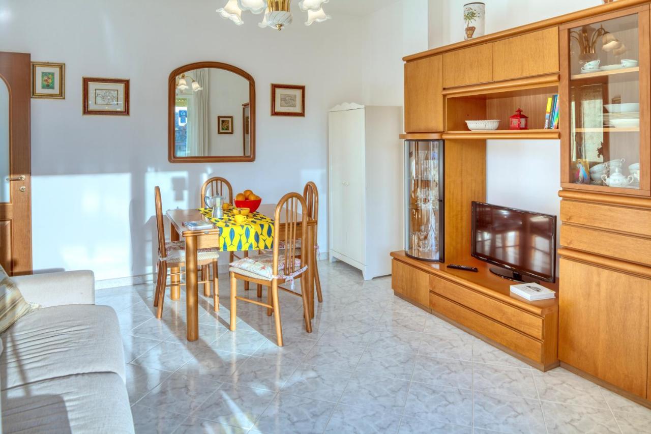 Elena House Apartment *