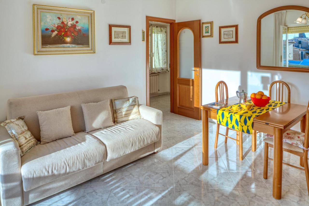 Elena House Apartamento *